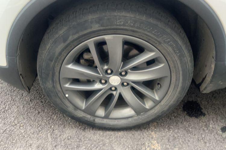 Used Buick Encore 2018 18T Automatic Two-Wheel Drive Urban Fashion Model
