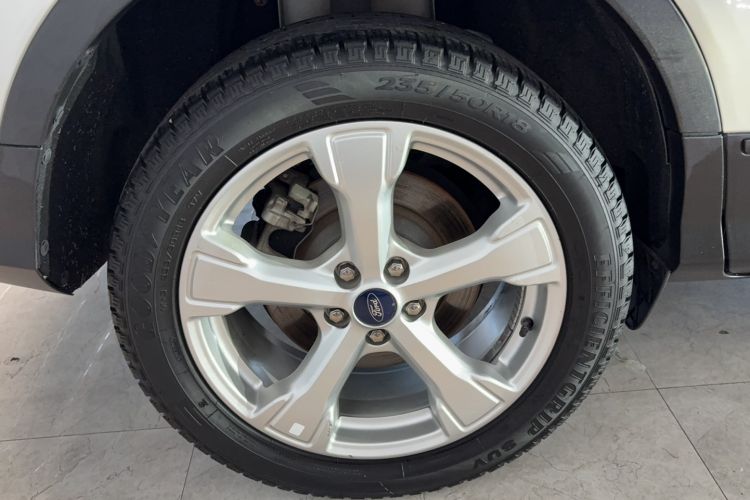 Used Ford Kuga 2017 EcoBoost 180 Two-Wheel-Drive Tiger Leap Model
