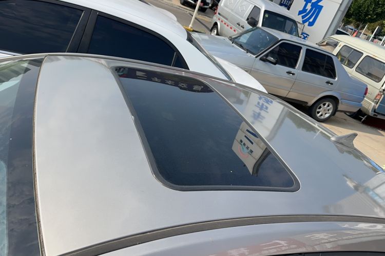 Used Changan Alsvin V7 2015 1.6L Automatic Enjoyment Model China IV Standard
