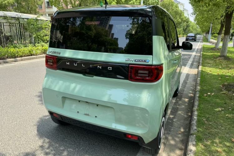 Used Wuling Hongguang MINIEV 2021 Macaron Premium Model – Lithium Iron Phosphate
