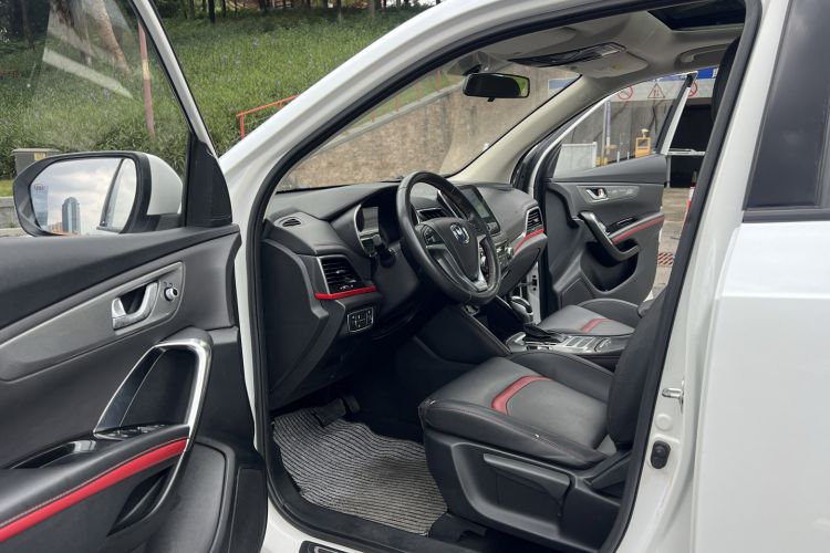 Used Changan CS55 2017 1.5T Automatic Colorful Edition
