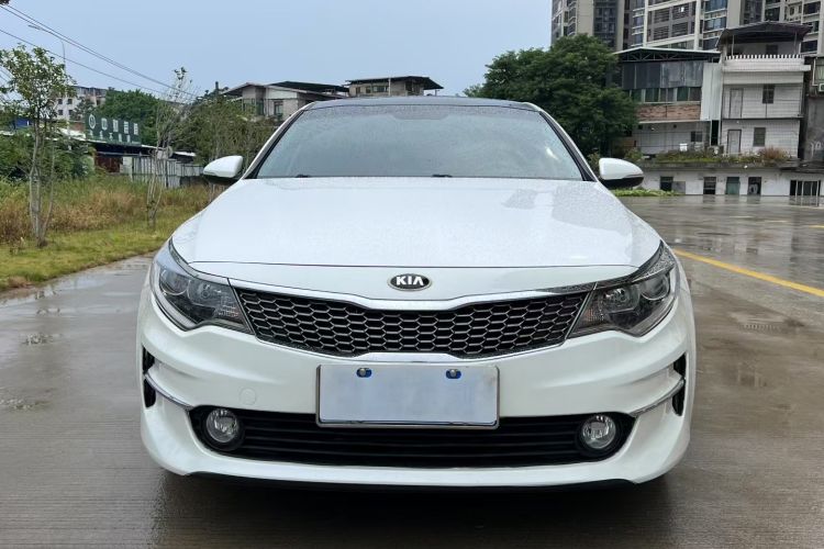 Used Kia K5 2016 2.0L Automatic GLS
