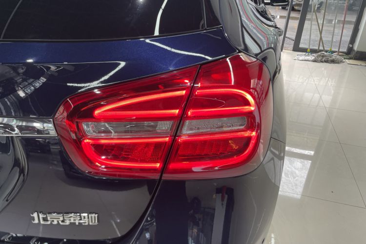 Used Mercedes-Benz GLA 2015 GLA 200 Fashion Model
