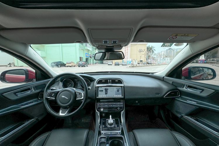 Used Jaguar XEL 2019 2.0T 200 PS Luxury Edition
