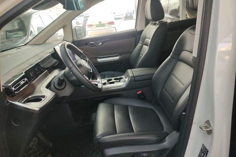 Used GAC Trumpchi Trumpchi E8 2024 Honor Series 2.0L Honor Edition