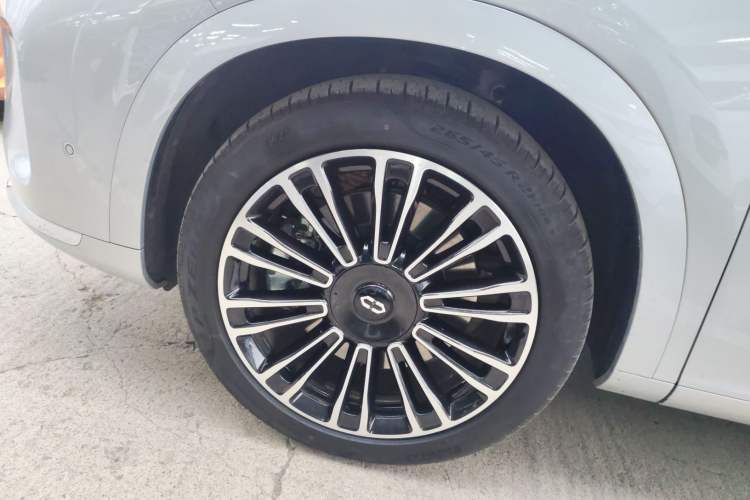 Used Hima AITO M7 2024 1.5T Intelligent Drive Rear-Drive Ultra Version 5 Seats
