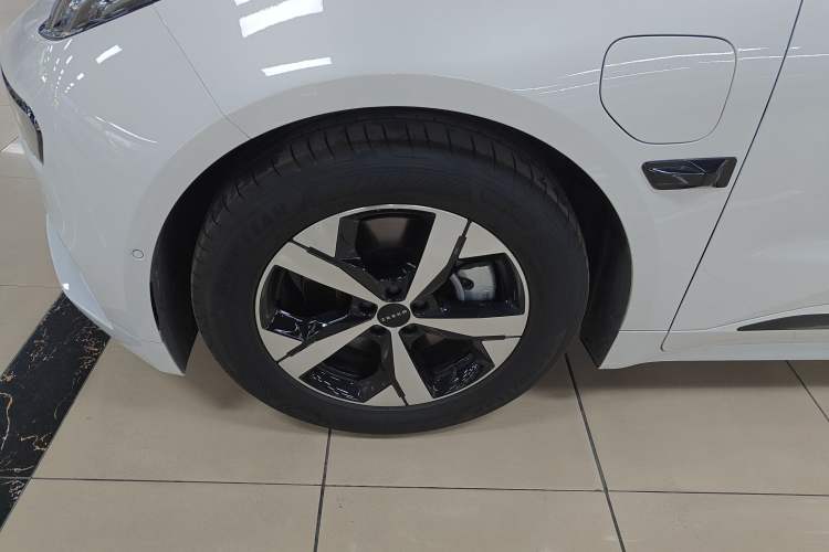 Used Zeekr 001 2023 WE Edition 100 kWh