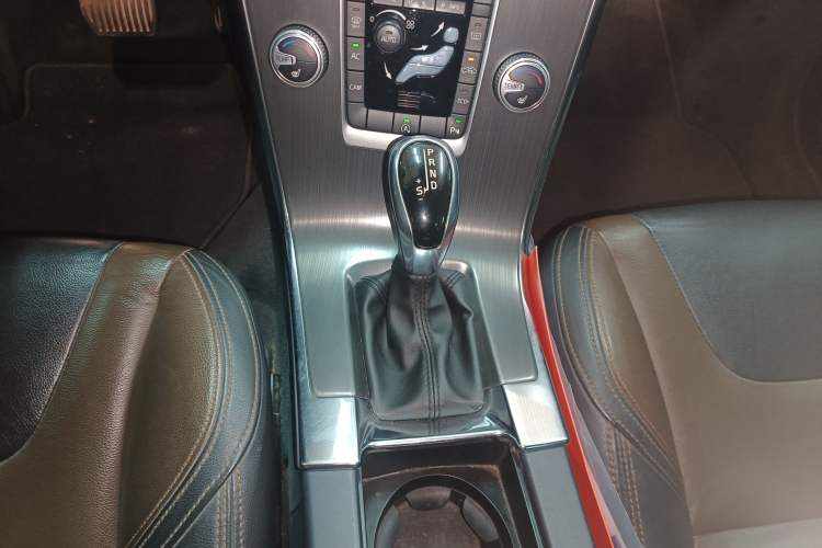 Used Volvo XC60 2016 T5 Smart Version
