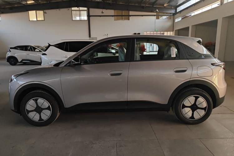 Used  Geome 2025 410 km Free Version
