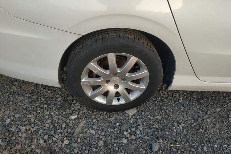 Used Peugeot 308 2014 Enjoy Edition Classic 1.6L Automatic Premium Model
