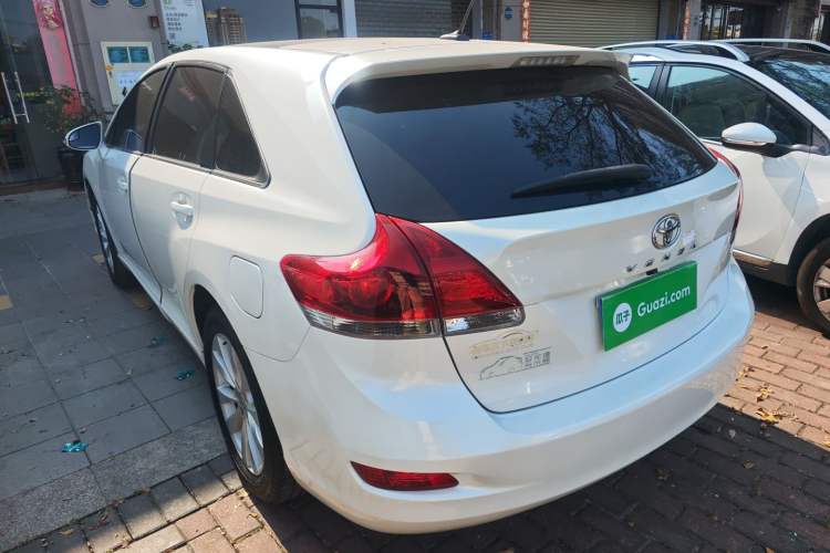 Used Toyota Venza 2013 2.7L Two-Wheel-Drive Luxury Edition
