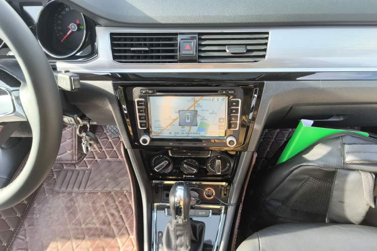 Used Volkswagen Bora 2016 1.6L Automatic Comfort Model
