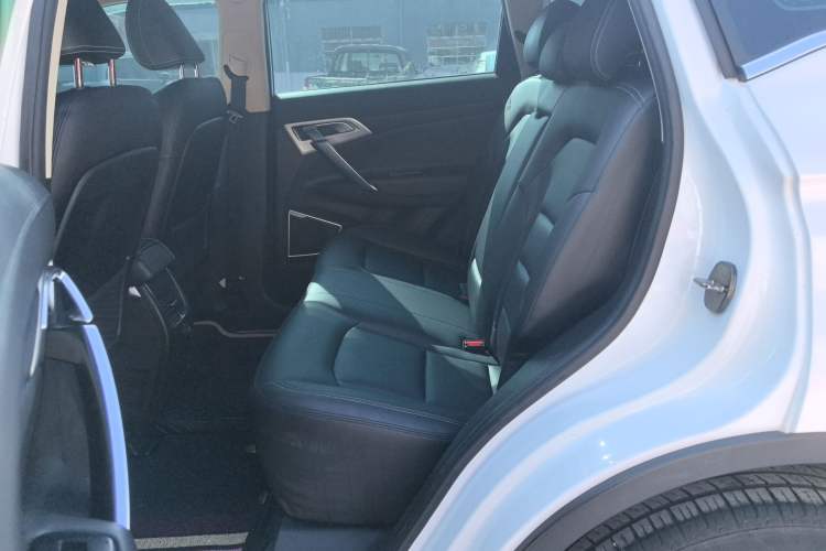 Used Geely Auto Emgrand X7 Sport 2016 1.8TD Automatic ZhiShang Model