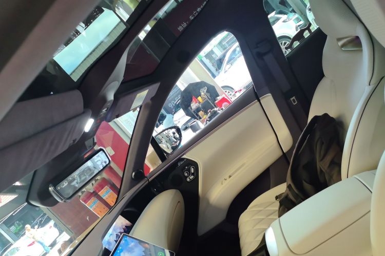 Used  11 2024 630 Rear-Wheel Drive Edition with Three Lasers
