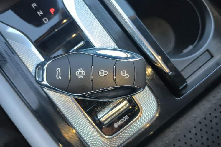 Used Hongqi H5 PHEV 2025 170 Super Hybrid Version
