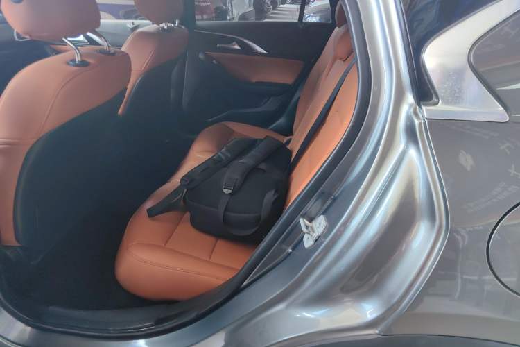 Used Infiniti QX30 2017 1.6T Two-Wheel-Drive Sport Edition
