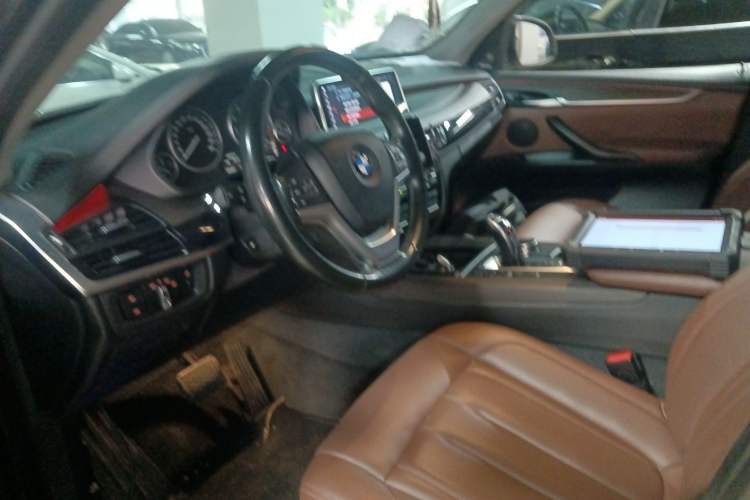 Used BMW X5 2017 xDrive35i 3.0T Automatic with M Sport Package Middle East
