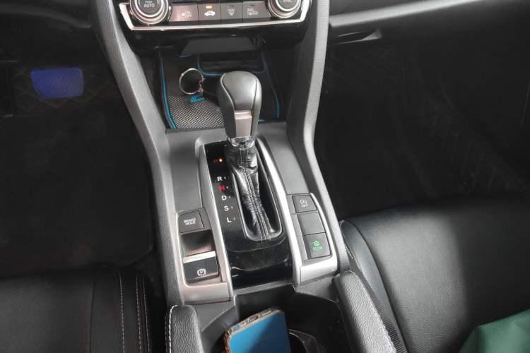 Used Honda Civic 2016 220TURBO CVT Luxury Edition
