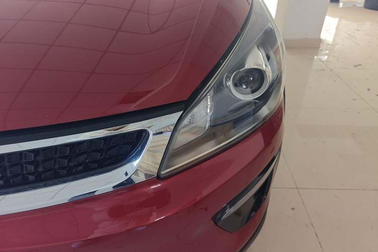 Used Kia KX Cross 2018 1.6L Automatic Dynamic Sunroof Version
