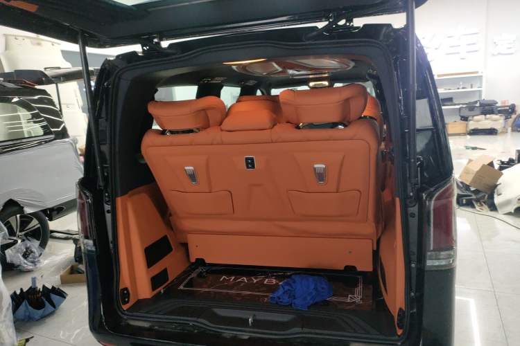 Used Mercedes-Benz Vito 2024 2.0T Elite Version 7 Seats
