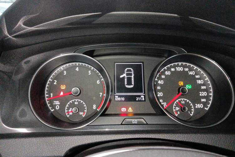 Used Volkswagen Golf 2019 1.6L Automatic Comfort Model China V Standard
