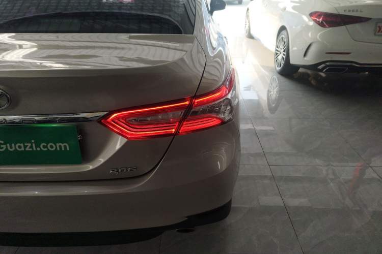 Used Toyota Camry 2019 2.0G Luxury Edition China VI Standard
