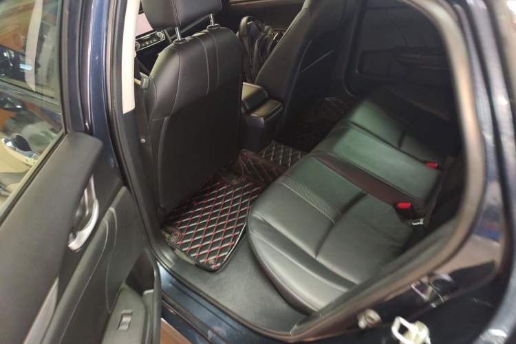 Used Honda Civic 2016 220TURBO CVT Prestige Edition
