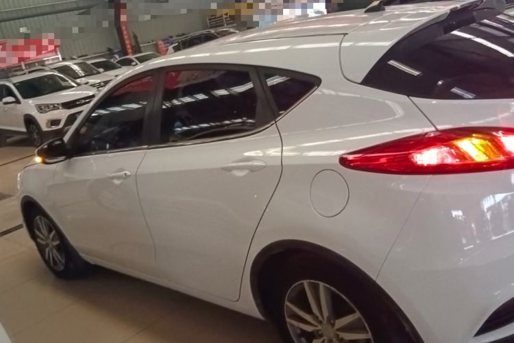 Used Changan Eado 2015 1.6L Automatic Junku Model China IV Standard
