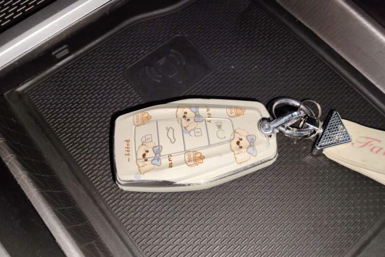 Used Geely Auto Emgrand 2022 4th Generation 1.5L CVT Flagship Model
