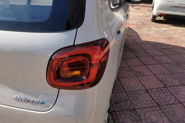 Used Wuling Hongguang MINIEV 2025 Four-Door Version Zhenxiang+ Edition
