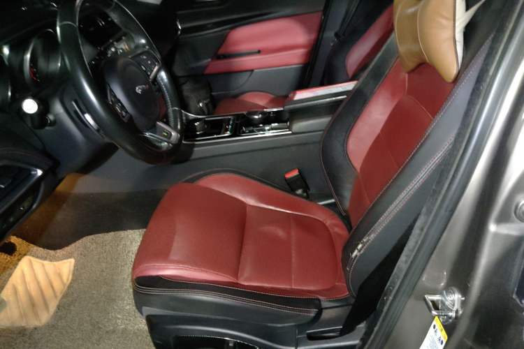 Used Jaguar XE 2017 2.0T 200 PS R-Sport