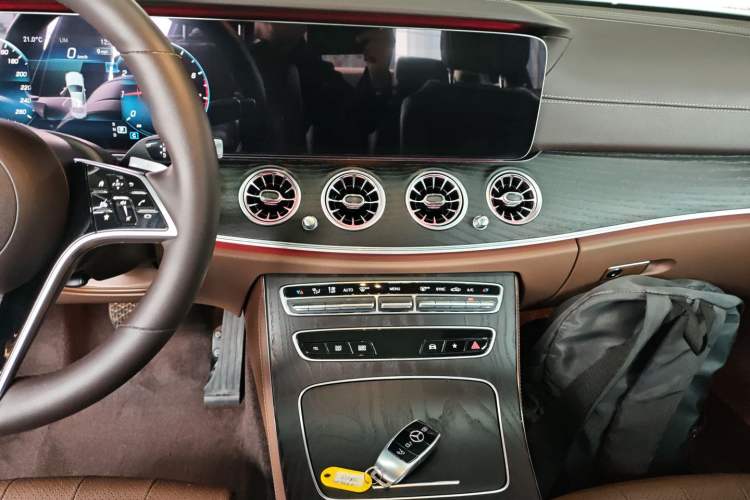 Used Mercedes-Benz E-Class 2022 Updated E 300 L Luxury Edition