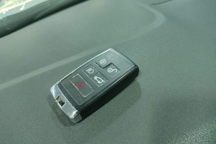 Used Land Rover Discovery Sport 2023 249 PS R-Dynamic S Performance Edition
