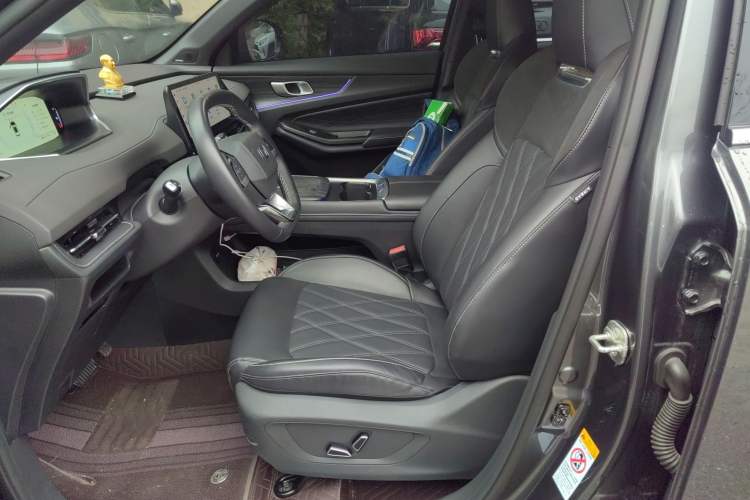 Used  Q05 2025 Truly Delicious Version 125 Deluxe Edition