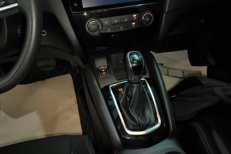 Used Nissan Qashqai 2021 2.0L CVT Smart Enjoyment Version
