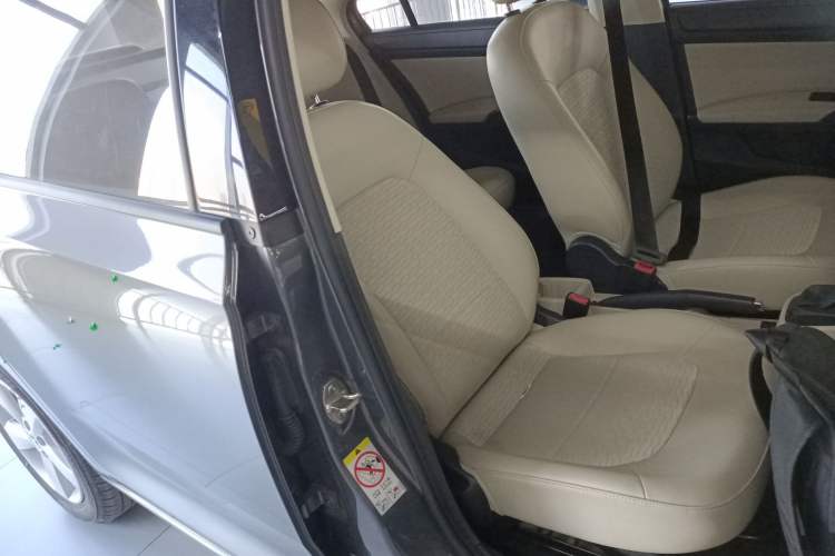 Used Skoda Rapid 2016 1.6L Automatic Chuanxing Edition
