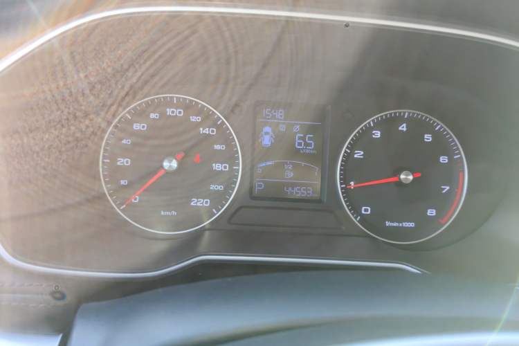 Used Roewe RX3 2020 1.6L CVT 4G Connected Ultra-Fun Elite Edition