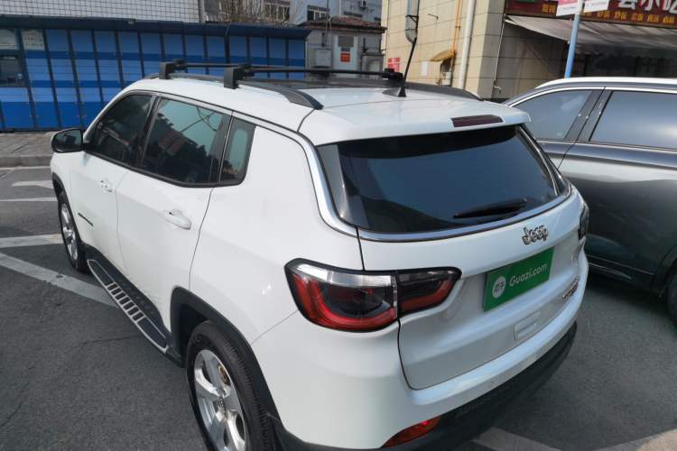 Used  Compass 2017 200T Automatic Family Edition
