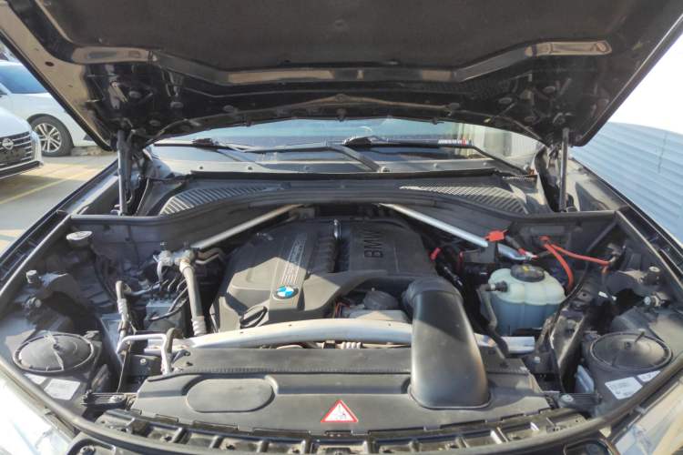 Used BMW X5 2014 xDrive35i Elegant Edition
