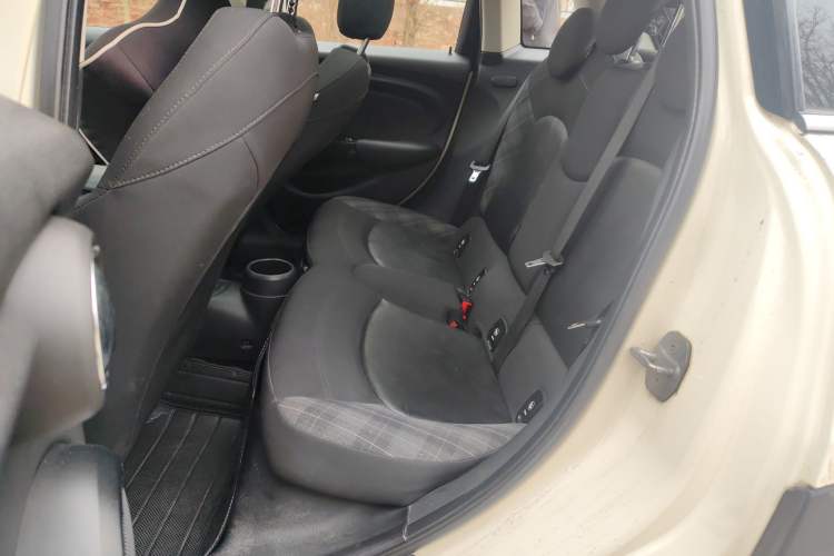 Used  MINI 2015 1.5T COOPER Fun Five-Door Edition