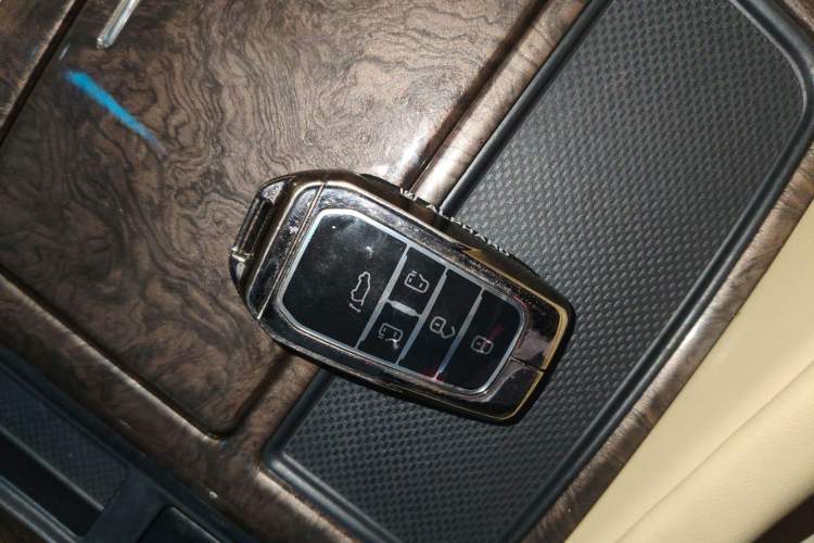 Used Toyota Alphard 2021 Dual-Engine 2.5L Prestige Edition
