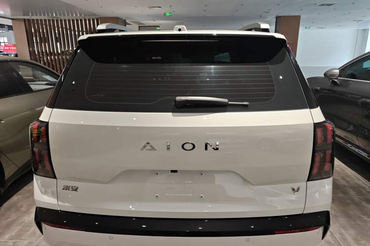 Used AION V 2024 Aion Tyrannosaurus 650 LiDAR Edition
