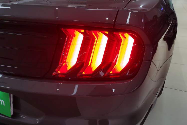 Used Ford Mustang 2021 2.3T EcoBoost
