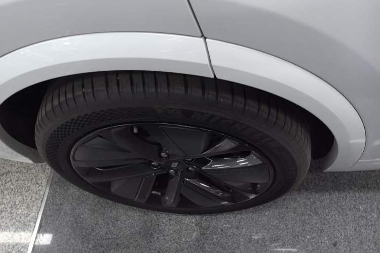 Used Li Auto L7 2023 Pro Model
