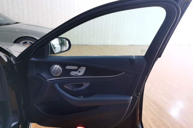 Used Mercedes-Benz E-Class 2017 E 300 L Sport Luxury Edition
