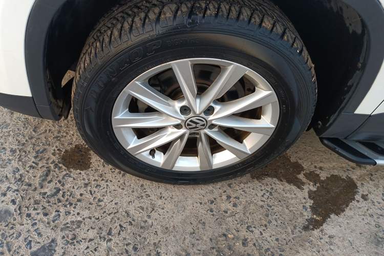 Used Volkswagen Tiguan 2016 280TSI Automatic Two-Wheel-Drive Silk Road Style Edition