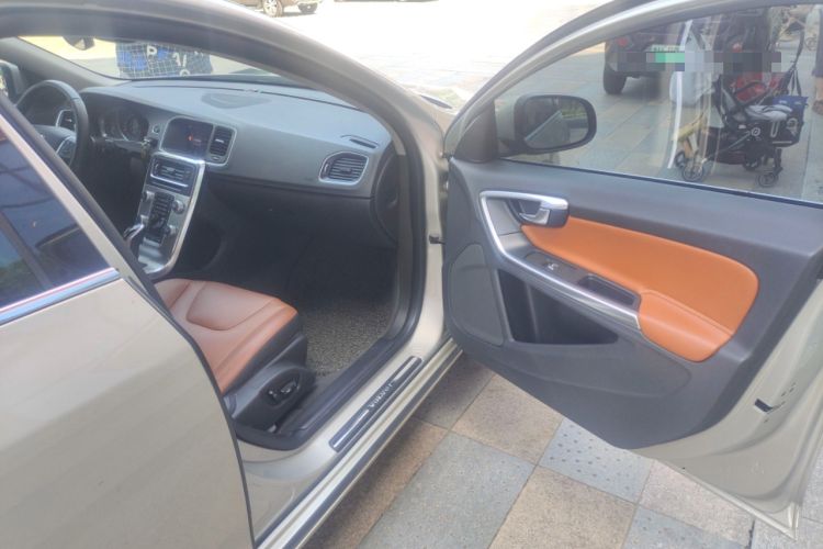 Used Volvo S60 2019 S60L T3 Intelligent Upgrade Edition
