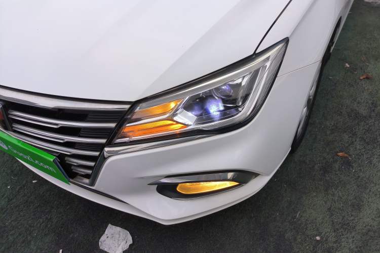 Used Roewe i5 2020 1.5L Manual 4G Connect Luxury Edition
