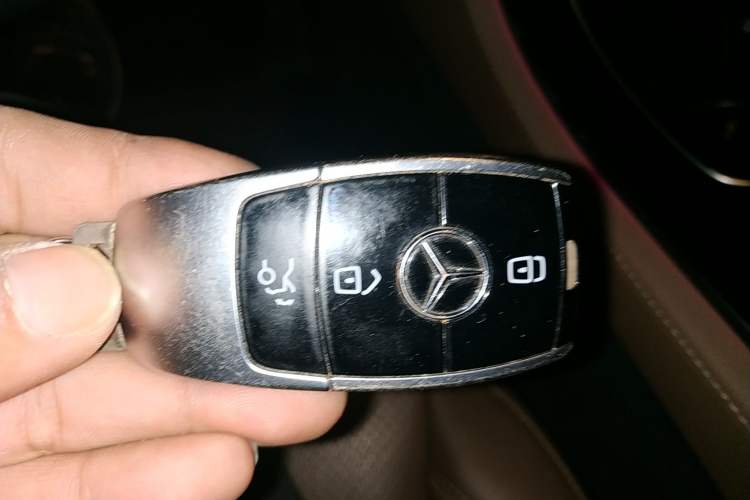 Used Mercedes-Benz E-Class 2017 E 300 L Sport Luxury Edition