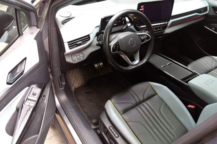 Used Volkswagen ID.4 X 2023 Ultra-Intelligent Long-Range Version
